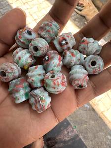 ลูกปัดแก้วลายเชฟรอนสุดหรู ทำมือ แฟชั่น สำหรับทำเครื่องประดับ DIY ขายส่ง คุณภาพส่งออก OEM งานฝีมือตกแต่ง สีชมพู สีฟ้า - Product Image 4