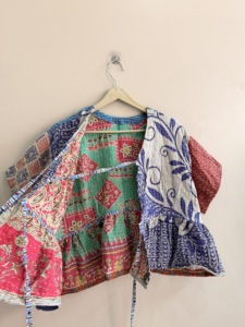 Lote al por mayor de blusas Kantha hechas a mano, estilo vintage bohemio tribal - Product Image 5