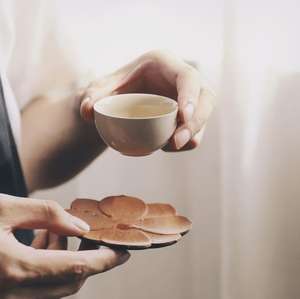 Wooden Flower Shape Coaster Handmade Wooden Drink Mat Wabi Sabi Design for Home <b>Table</b> Decoration for home - Product Image 3