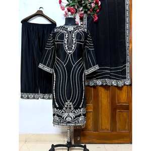 Ensemble haut et bas pour femme avec Dupatta pour fête - Product Image 1