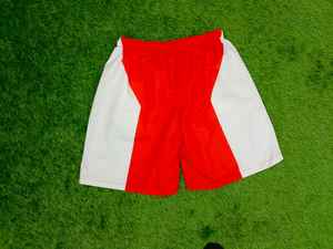 กางเกงออกกำลังกายเอวยางยืดสำหรับผู้ชายกางเกงขาสั้นผ้าไนลอนทรงสตรีทไซส์ใหญ่พิเศษออกแบบได้ตามต้องการ - Product Image 6