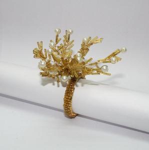 White and Yellow Pearls <b>Crystal</b> Bearded Napkin Rings Eco-Friendly Round Wedding Napkin Rings - Product Image 1