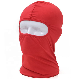 Cagoule en soie noire et blanche personnalisée, style masque de ski intégral tendance pour le voyage, impression numérique d'images - Product Image 3