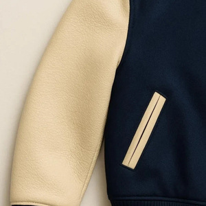 Veste universitaire de qualité supérieure en gros, veste brodée de style Letterman, corps en laine avec manches en cuir - Product Image 3