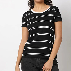 Camiseta de Algodón Lisa para Mujer, Corte Clásico, Tejido Transpirable y Suave, Estilo Casual para el Verano, Uso Diario, Estilo Minimalista y Limpio - Product Image 1