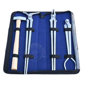 ชุดเครื่องมือช่างตีเหล็กสำหรับงานหนัก ประกอบด้วยเครื่องขยายรองเท้า คีมจับรองเท้า ค้อนปลายแหลม และคีมปากกลม - Product Image 1