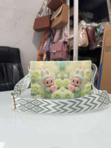 Bolsos Pequeños de Cuero PU de Alta Calidad, Duraderos, Impermeables y Ligeros, con Asa Inspirada en Diseñadores, Bolso Bandolera de Gran Capacidad y Lujo - Product Image 2