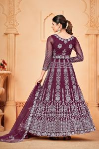 Elegante Traje Anarkali Morado para Mujer a Precio Bajo, Crepé, Mangas 3/4, Semi-Cosido, para Ocasiones Festivas - Product Image 4