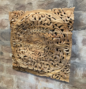 Panneau mural décoratif carré en bois massif naturel sculpté à la main avec motifs floraux pour salon, idéal pour la tête de lit ou le dos des canapés. - Product Image 3