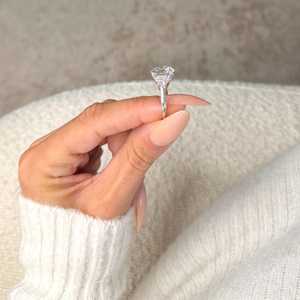 Hot Selling Round Cut Moissanite Three Stone <b>Ring</b> 925 Silver Fine <b>Proposal</b> Gift For Engagement Wedding Party Charms - Product Image 4