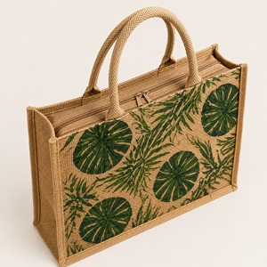 Sac fourre-tout en jute tissé personnalisé avec imprimé feuilles, poignée longue en corde, réutilisable pour le commerce de détail, l'épicerie et les cadeaux - Product Image 2