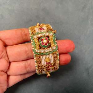 Antique Designer Gold Plated Bezel Set Diamond Bangle Bracelet in Zinc Alloy Unisex - Product Image 1