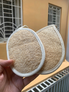 Éponge de bain ovale en loofah naturel, exfoliante pour le corps, pour adultes, fabriquée au Vietnam - Product Image 3