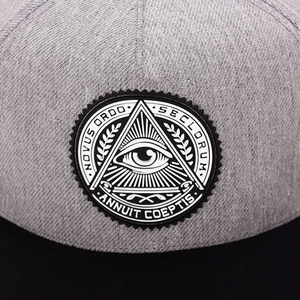 หมวกเบสบอลแบบกำหนดเอง Eye of Providence สีเทา-ดำ ปักลาย Annuit Coeptis ปรับขนาดได้ ทำจากผ้าฝ้าย - Product Image 2