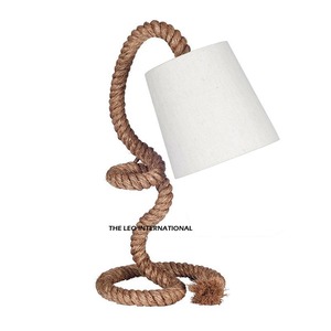 Nouvel abat-jour en tissu au design corde, prix raisonnable pour hôtel, chevet ou autres décorations d'intérieur, vente en gros de lampes de table - Product Image 1