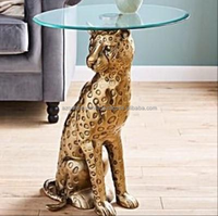 Stilvoller Jaguar-förmiger Metall-Couchtisch mit Spiegelplatte Umweltfreundlicher Klappbarer Hochwertiger Schlafzimmer-Hotel-Beistelltisch von Azora Industries
