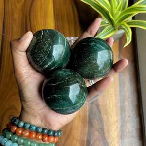 Esferas de Jade Verde Pulido, Decoración Artística Coleccionable, Forma de Esfera, Patrón Natural, Hechas a Mano, Ecológicas, Regalo Promocional - Product Image 5