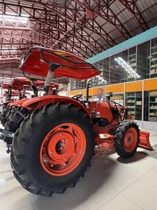 Tractor Kubota M7040 de 70HP 4WD Fabricado en Tailandia, Máquina Agrícola de Alto Rendimiento - Product Image 4