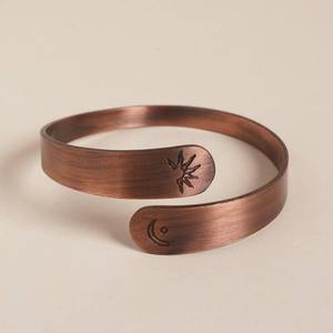 Men's & Women's Antique <b>Copper</b> <b>Bracelet</b> <b>Magnetic</b> Cuff Design Personalised Engraved Customizable Fashion Bangle Handmade Crafts - Product Image 1
