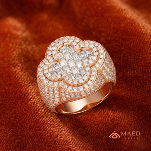 Anillo de Moissanita con Corazón, Chapado en Oro Rosa, con Pavé de Baguettes, Anillo Elegante de Oro Rosa, Joya para Hombre y Mujer, Estilo Americano - Product Image 5