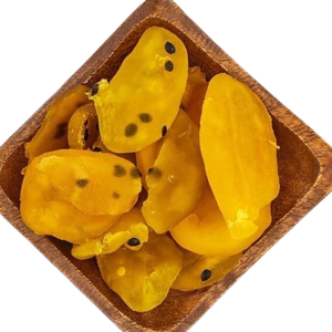 Tranches de kaki séchées, collation de fruits sucrés, friandises naturelles et saines du Vietnam - Product Image 1