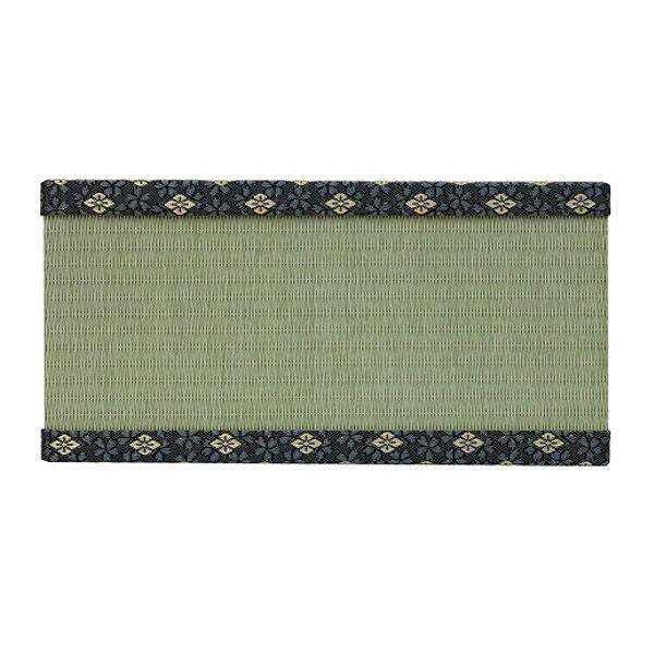 เขียว บี