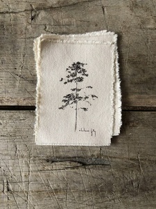 Carte de vœux d'anniversaire artisanale durable avec message imprimé, papier écologique, motif gâteau mignon, vernis mat, taille personnalisée - Product Image 1