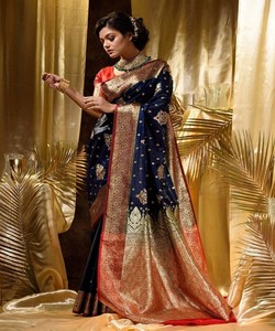 Sari Tradicional Indio de Seda Modal y Algodón, con Borde Azul y Dorado, para Bodas y Fiestas, Estilo Banarasi, Largo hasta el Suelo, para Mujer - Product Image 3