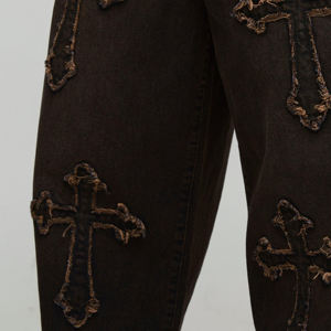 Vaqueros de hombre de alta calidad prémium, de pierna ancha, casuales, desgastados, con apliques cruzados, estilo gótico, de corte holgado, de algodón grueso, para invierno, con lavado efecto nieve - Product Image 4