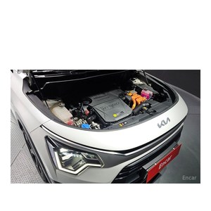 Para Kia Niro Modelo Signature, Julio 2022, 40,390 km, Asientos de Cuero, Volante a la Izquierda, Estándar de Emisiones Euro V - Product Image 6