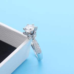 แหวนมงกุฎมอยซาไนต์โรสโกลด์ 14K สำหรับผู้หญิง RITZIN สุดหรู ดีไซน์โดดเด่น เหมาะสำหรับงานหมั้นและงานแต่งงาน - Product Image 5