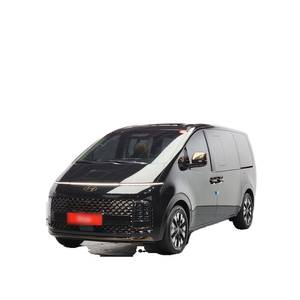 Hyundai Staria HEV 1.6 Lounge 7 places 2024 avec boîte automatique, sièges en cuir, caméra de recul, 14 589 km, conduite à gauche - Product Image 1