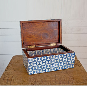 High Quality <b>Large</b> Capacity Jewelry Storage <b>Box</b> Modern Custom Handcrafted Natural Resin Bone personalized jewelry <b>box</b> Customized - Product Image 5