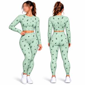 Conjunto de Yoga Estampado a la Moda para Mujer, Ropa Deportiva, Leggings de Cintura Alta y Top Corto con Diseño Personalizado - Product Image 1