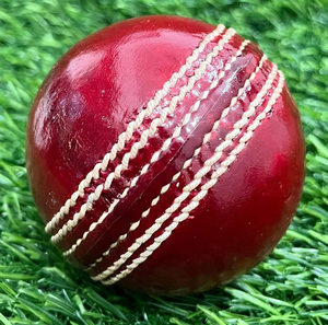 Ballon de cricket en cuir cousu à la main, finition cirée, tissage soyeux, couleur personnalisée, pour entraînement et matchs, STITCH LAB Tournament - Product Image 3