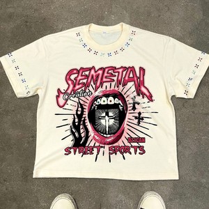 เสื้อยืดโอเวอร์ไซส์ทรงบ็อกซี่ ฮิปฮอป ผ้าฝ้ายสำหรับฤดูร้อน ตกแต่งด้วยโลโก้ประดับเพชรคุณภาพสูงจาก Qianshi สำหรับผู้ชาย - Product Image 3