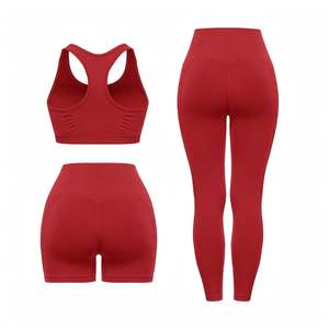 Ensemble de sport 3 pièces personnalisé pour femme, taille haute torsadée avec cordon de serrage, col bénitier, anti-transpiration, leggings de yoga longueur genou pour l'entraînement - Product Image 4