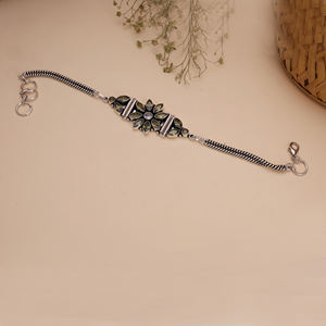 Bracelet en laiton oxydé argenté avec perles et pierre précieuse verte en quartz, motif floral vintage, pour femme, cadeau de fête - Product Image 3