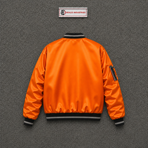 Chaqueta universitaria satinada naranja premium para hombre y mujer, chaqueta bomber brillante personalizada al por mayor con cuello y puños acanalados con rayas negras - Product Image 6
