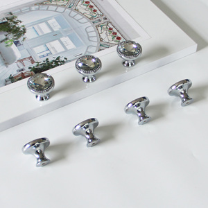 Tiradores de Muebles Redondos de Aleación de Zinc con Cristal de Lujo, Acabado Cromado Brillante, para Gabinetes de Cocina y Baño - Product Image 4