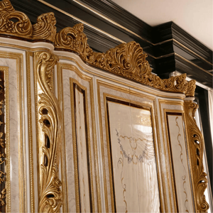 Armario de Estilo Clásico Tradicional Ecológico, Tallado a Mano en Madera Maciza con Hojas de Oro, Cuatro Puertas, Tiradores de Acero Inoxidable, para Dormitorio - Product Image 4