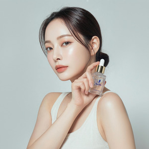 Suero facial coreano K-Beauty Larita Seahorse Double Effect Peptide Serum 30ml Hecho en Corea Unisex - Product Image 2