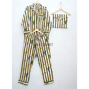 ชุดนอนผ้าฝ้ายน้ำหนักเบาทำมือสำหรับผู้หญิง ลายทางน่ารัก ราศีพิจิก เนื้อผ้านุ่มบริสุทธิ์ คอวี ชุดนอนเอวยางยืด ชุดนอนใส่บ้าน - Product Image 3