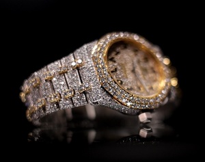 Reloj de Lujo para Hombre con Diamantes Moissanite, Acero Inoxidable, Diseño Esqueleto y Esfera Estilo Boda - Product Image 2