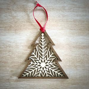 Decoración Festiva de Reno Colgante Hecha a Mano en Madera con Brillantes Detalles Navideños, Estilo Moderno - Product Image 4
