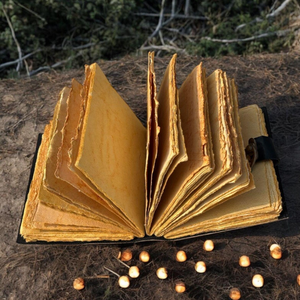 Diario de Viaje Gótico Vintage de Cuero Ecológico Hecho a Mano con Tapa Dura, Mini Diario de Conejo, Libro de las Sombras, Regalo de Pascua - Product Image 3