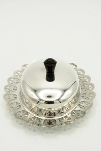 Minimalist Silver Butter Dish With Lid Elegant Simple Design <b>Covered</b> Butter Storage Ideal For <b>Dining</b> <b>Table</b> Use From India - Product Image 4