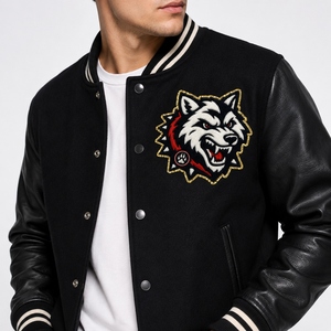 Écusson brodé personnalisé en chenille motif loup, grand logo animalier pour vestes universitaires, sacs à dos, sweats à capuche et vêtements - Product Image 2