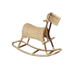 Silla mecedora infantil de ratán tejida a mano con asiento y respaldo de mimbre natural para muebles de guardería y jardín de infancia de Vietnam - Product Image 1