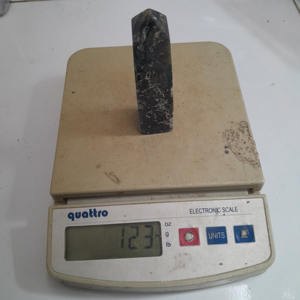 Tour d'agate naturelle de raisin d'Indonésie de haute qualité en gros pierres précieuses artisanat cristal de guérison taille 95mm - Product Image 4